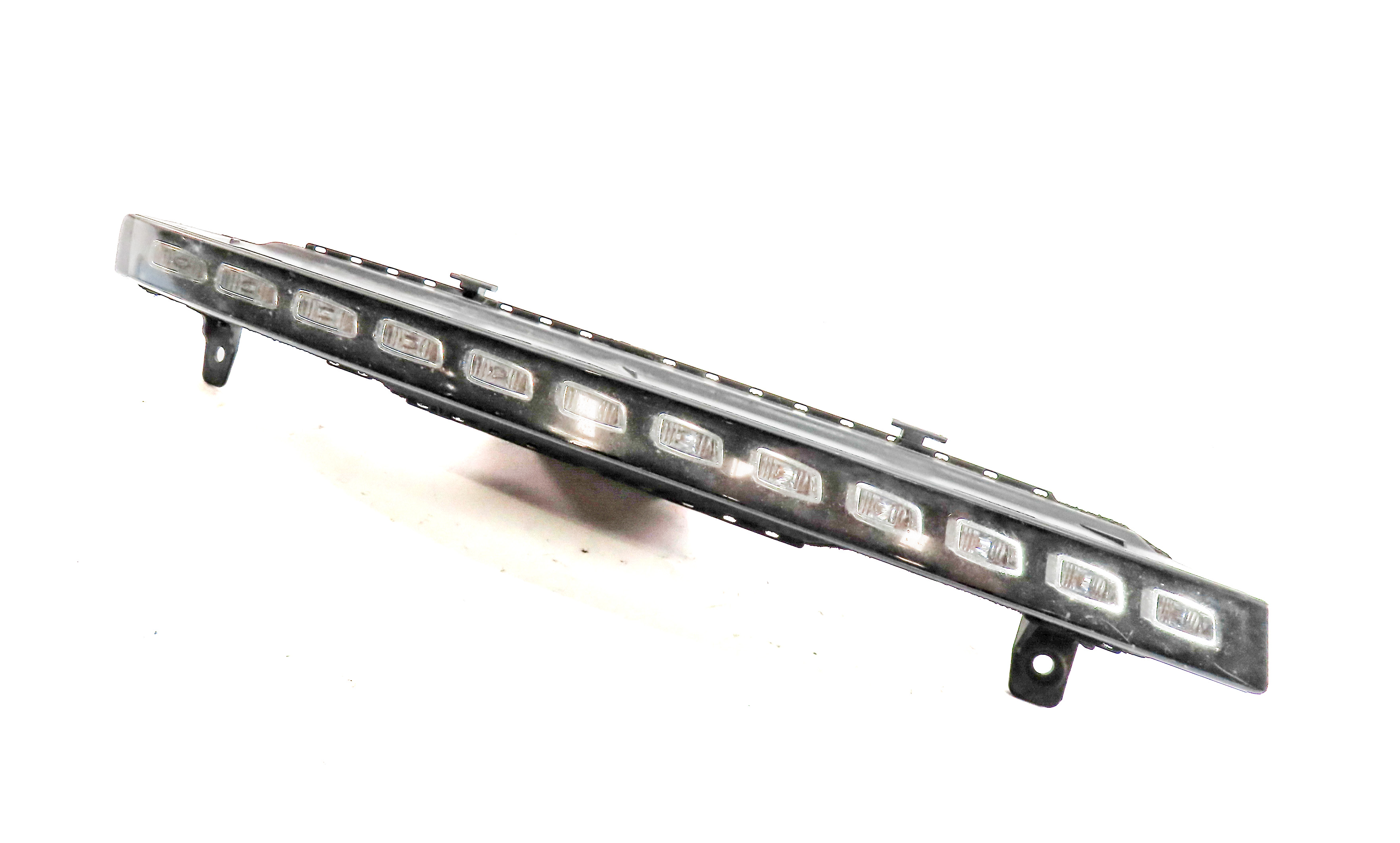 2010-2015 AUDI Q7 (4L) FRONT RIGHT PASSENGER TURN SIGNAL MARKER LIGHT LAMP (LED) — exact item pictured